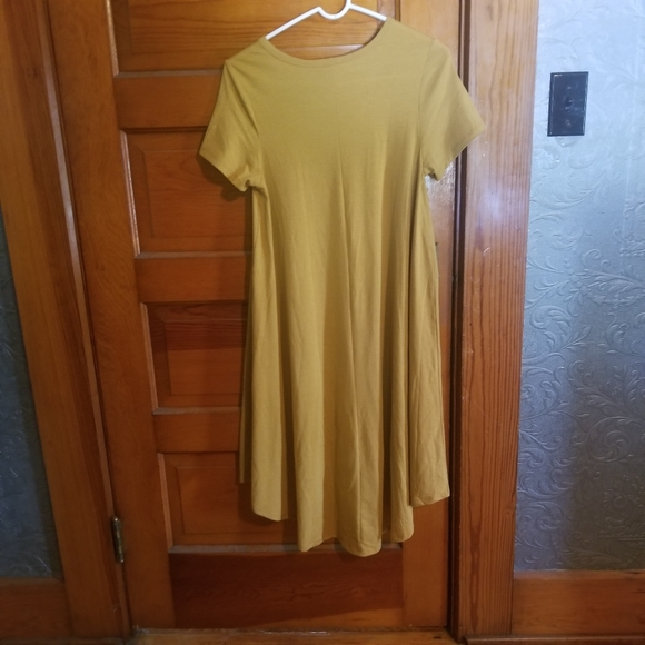 LuLaRoe Carly.  Loose-fitting.  Mustard/gold.  S. - Picture 2 of 4